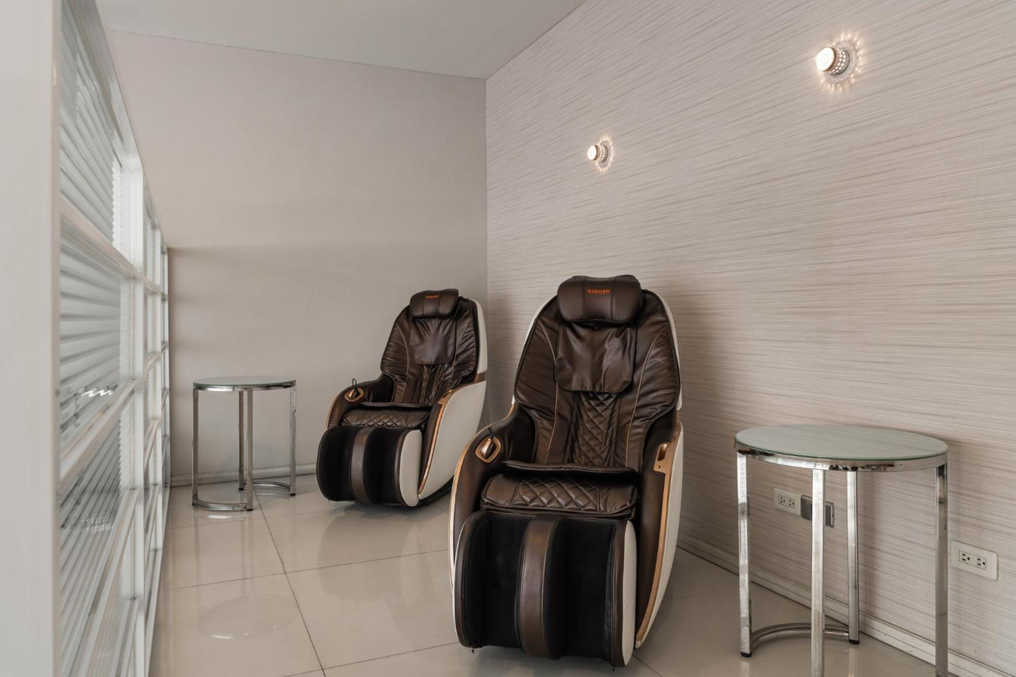 The Riverside Hotel Esthetics Kaohsiung Exterior photo