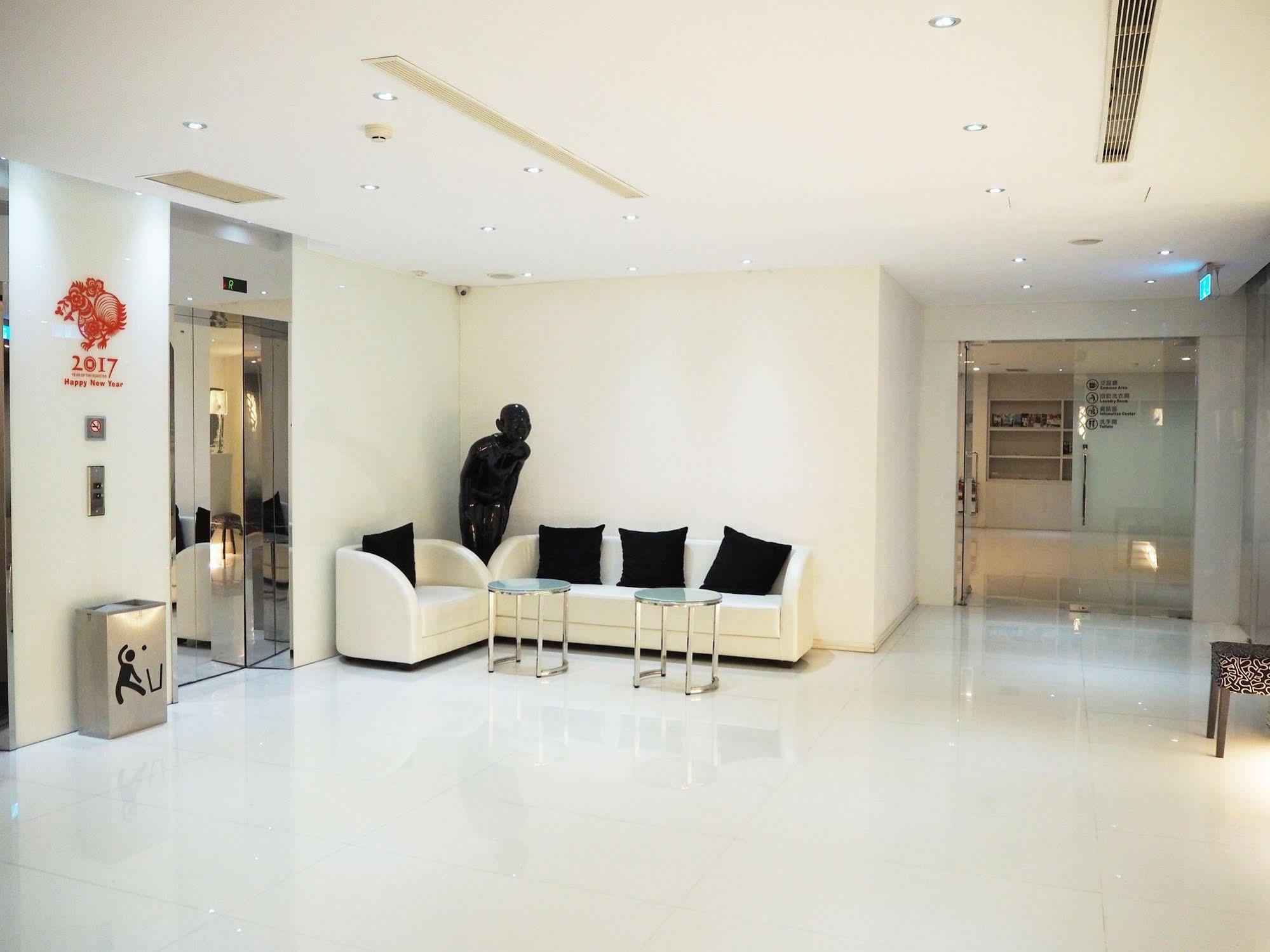 The Riverside Hotel Esthetics Kaohsiung Exterior photo